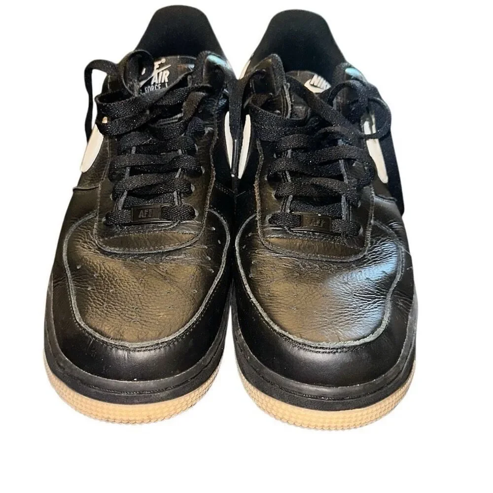 Nike Air Force 1 Low size men’s 10.5 Sneaker Black White gum sole